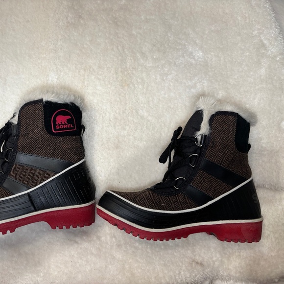 Sorel brown herringbone fur lined Tivoli II low boots size 7 - Picture 2 of 6